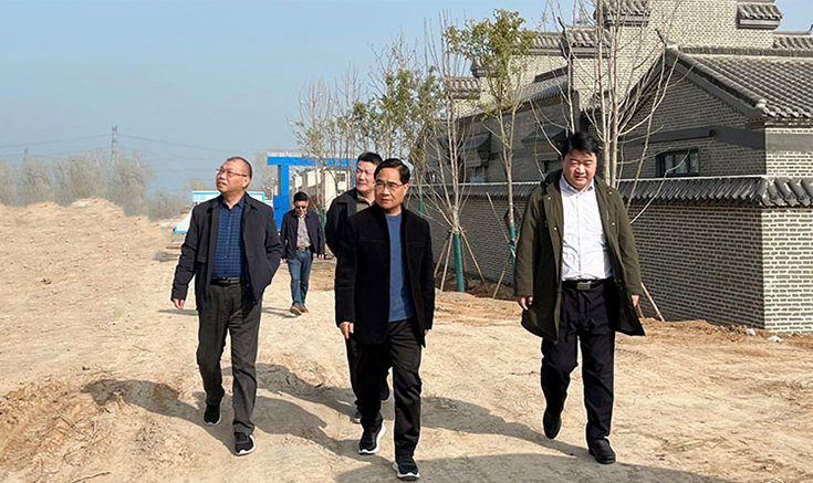 鄧紹宏、王輝、郭淮成一行蒞臨項(xiàng)目基地參觀考察